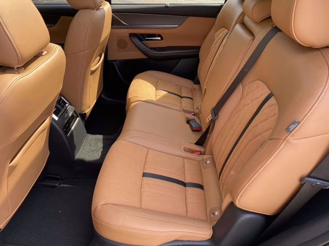 2025 Zircon Sand Metallic Mazda CX-70 3.3 Turbo S Premium Plus AWD SUV