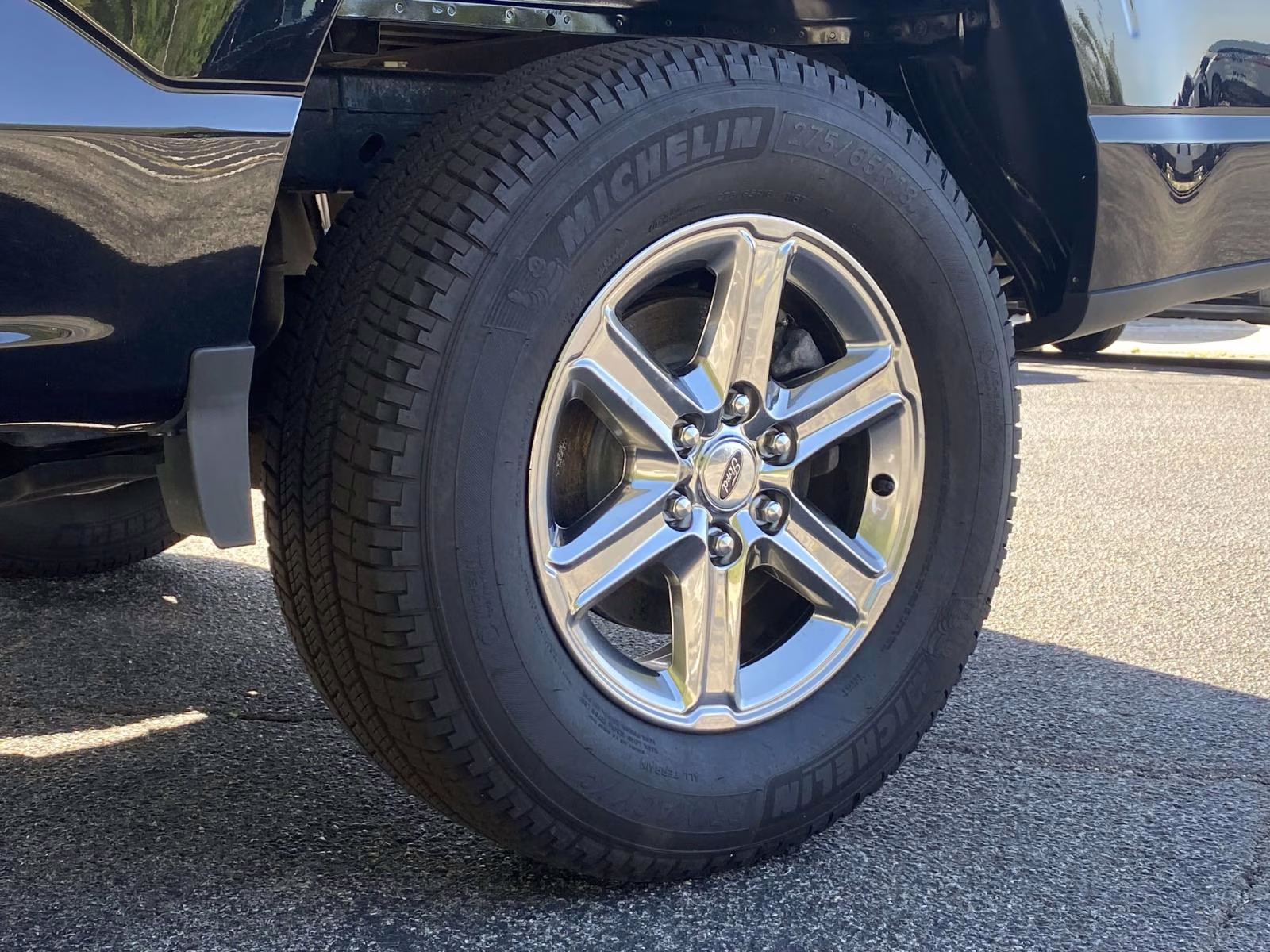 2024 Agate Black Metallic Ford F-150 XLT 4X4 Truck