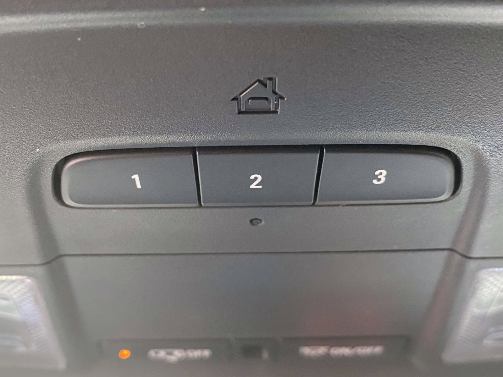 2022 Mosaic Black Metallic Chevrolet Traverse RS AWD SUV