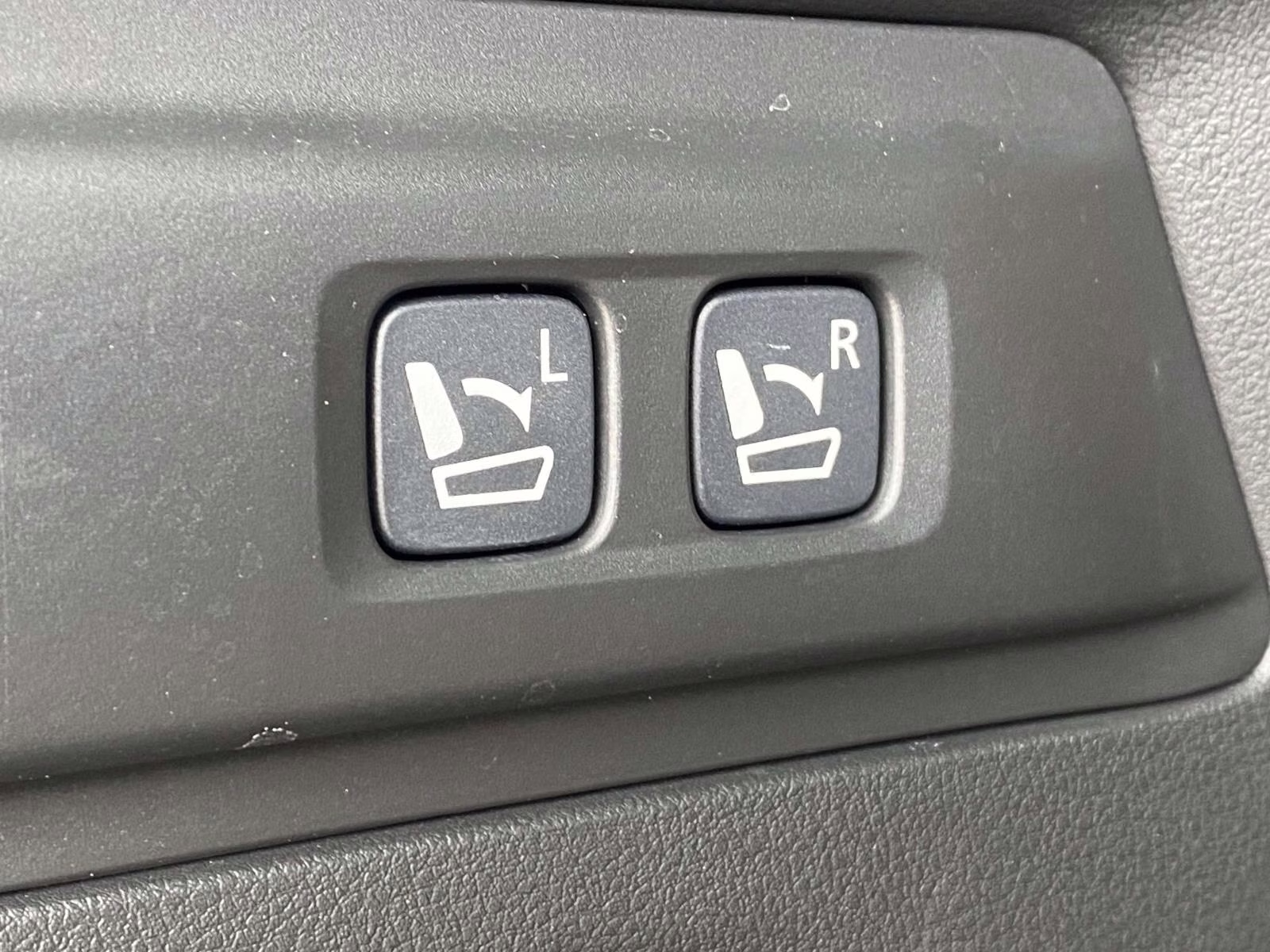 2025 Zircon Sand Metallic Mazda CX-70 3.3 Turbo S Premium Plus AWD SUV