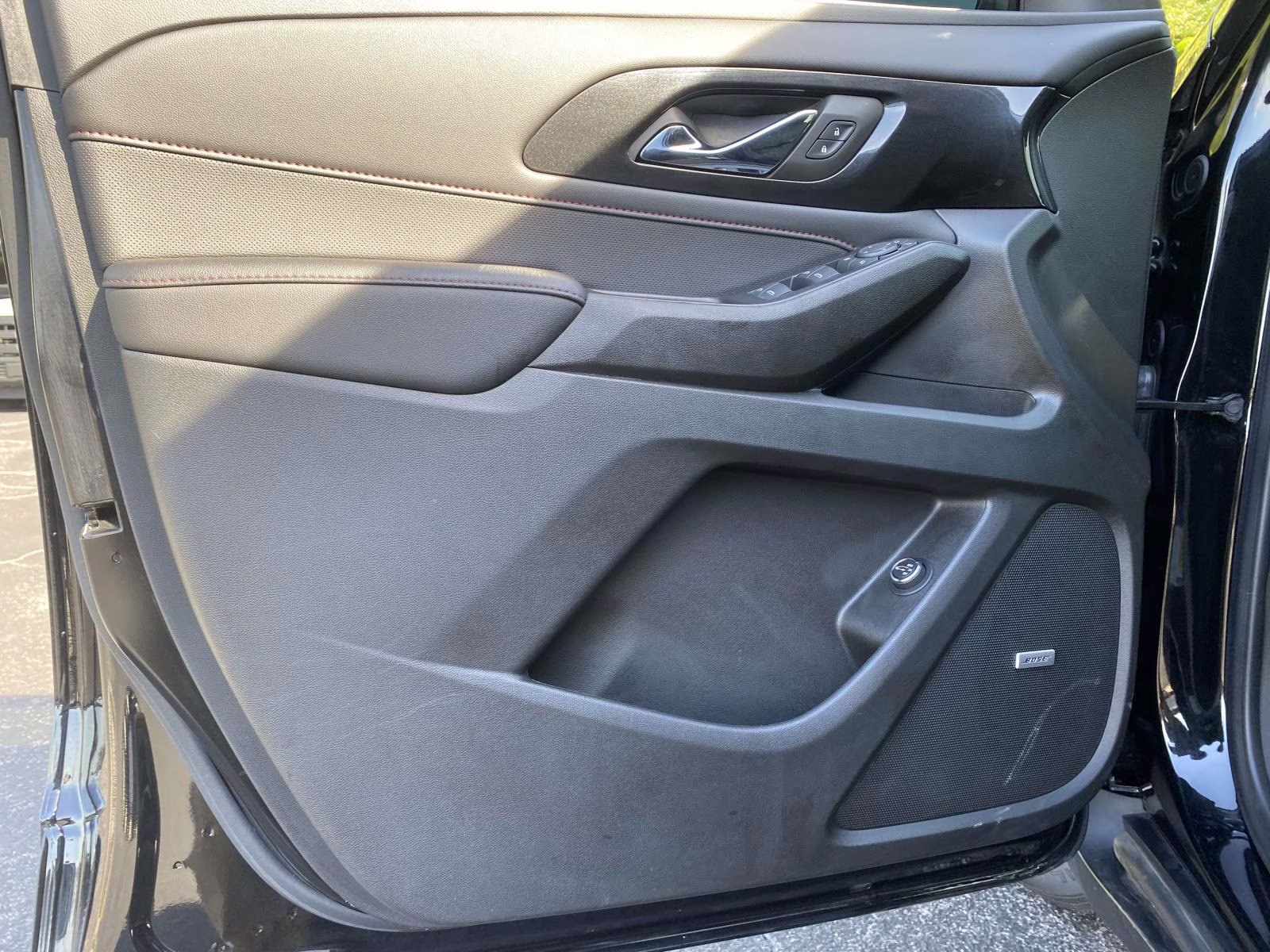 2022 Mosaic Black Metallic Chevrolet Traverse RS AWD SUV