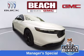 2025 White Honda Accord SE FWD Sedan