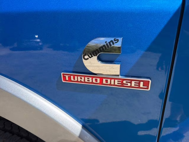 2021 Hydro Blue Pearlcoat Ram 3500 Laramie 4X4 Truck