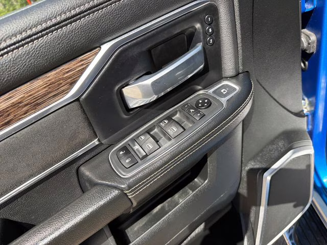 2021 Hydro Blue Pearlcoat Ram 3500 Laramie 4X4 Truck