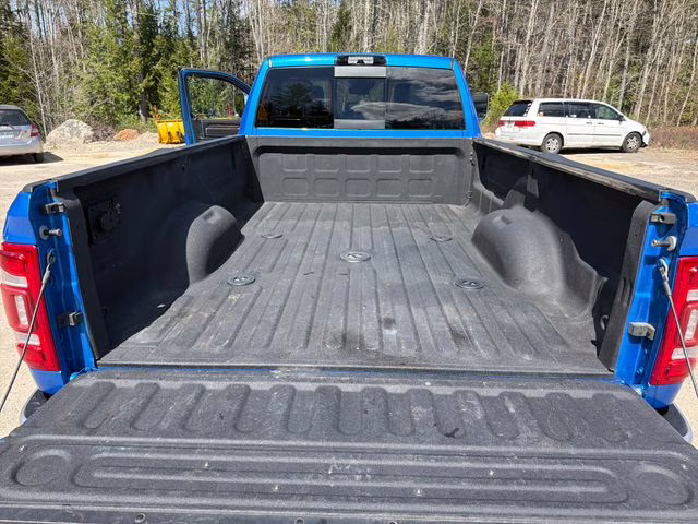 2021 Hydro Blue Pearlcoat Ram 3500 Laramie 4X4 Truck
