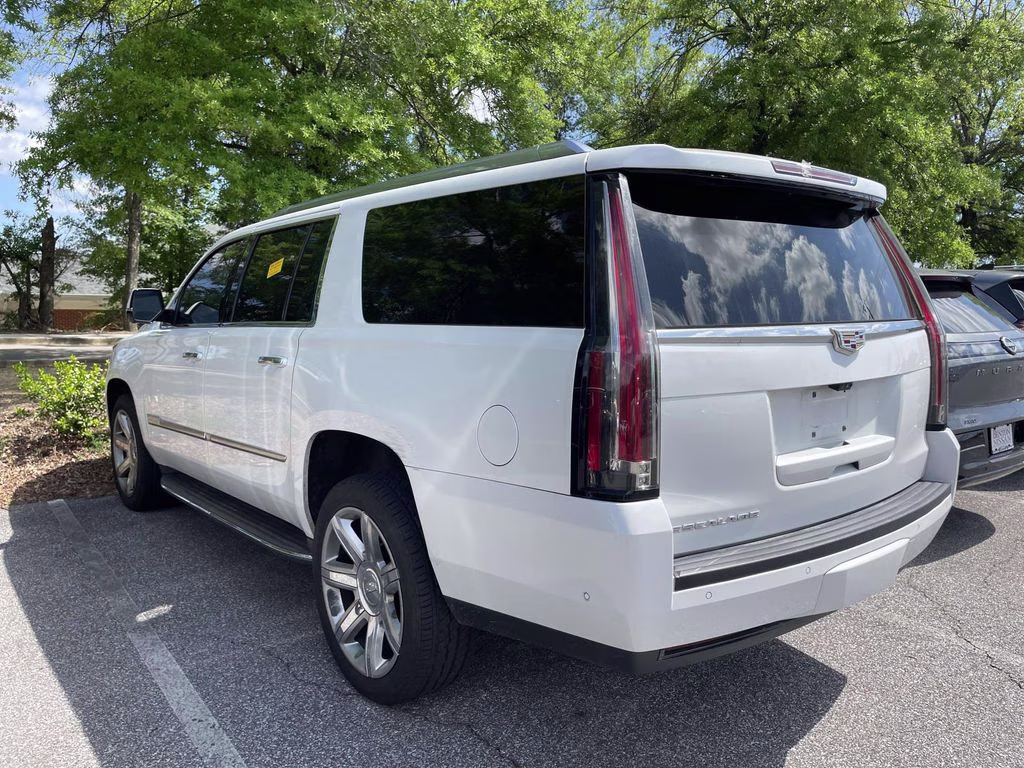 2017 Crystal White Tricoat Cadillac Escalade ESV Luxury 4X4 SUV