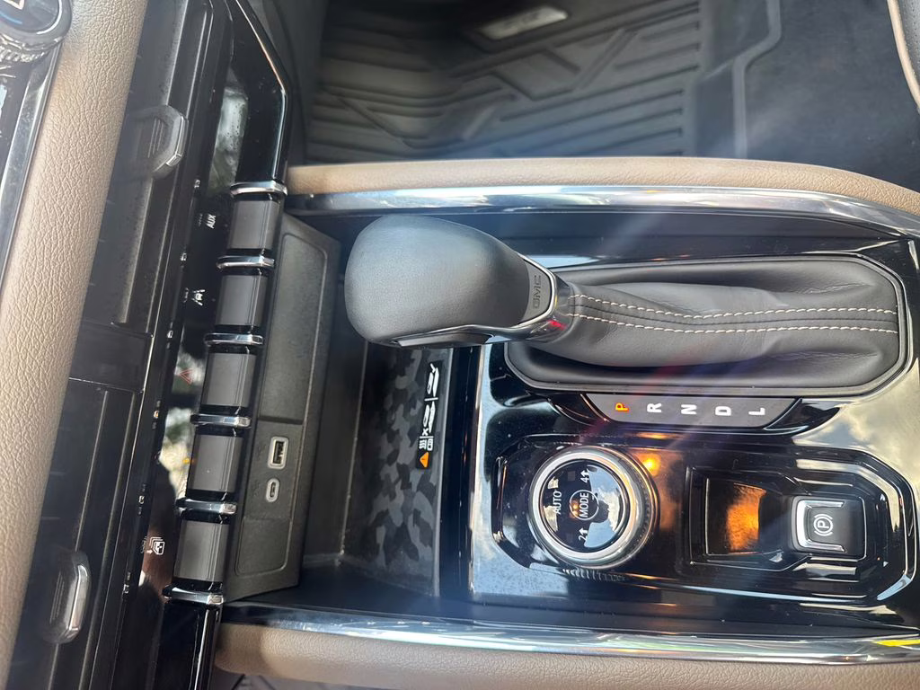 2023 Sterling Metallic GMC Canyon Denali 4X4 Truck