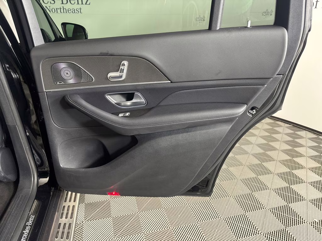 2023 Black Mercedes-Benz GLS GLS 450 AWD SUV