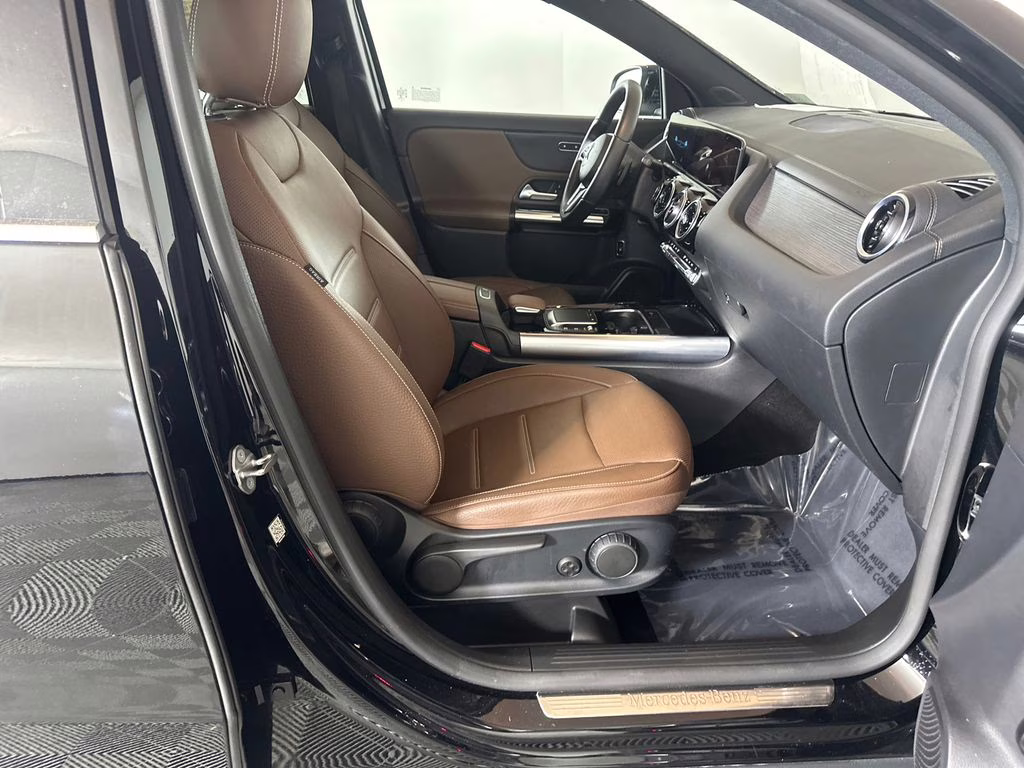 2022 Night Black Mercedes-Benz GLA GLA 250 FWD SUV