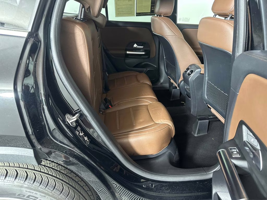 2022 Night Black Mercedes-Benz GLA GLA 250 FWD SUV