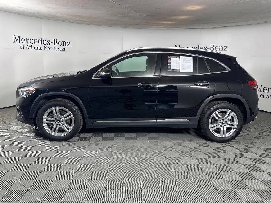2022 Night Black Mercedes-Benz GLA GLA 250 FWD SUV