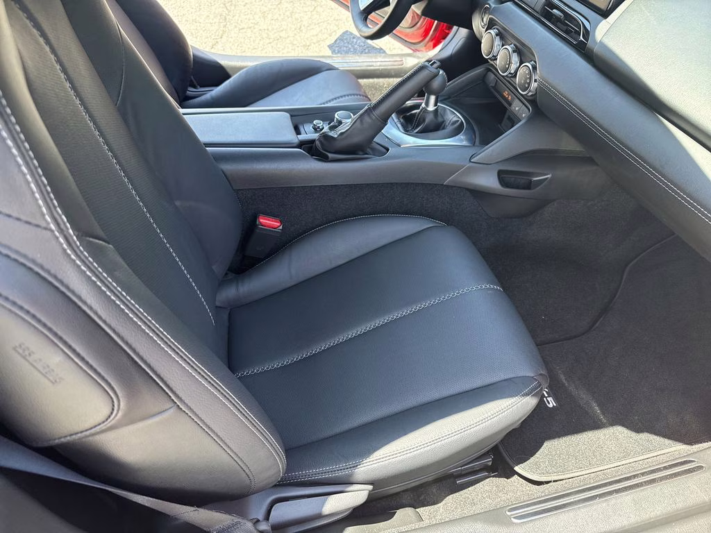 2022 Soul Red Crystal Metallic Mazda MX-5 Miata Grand Touring RWD Convertible