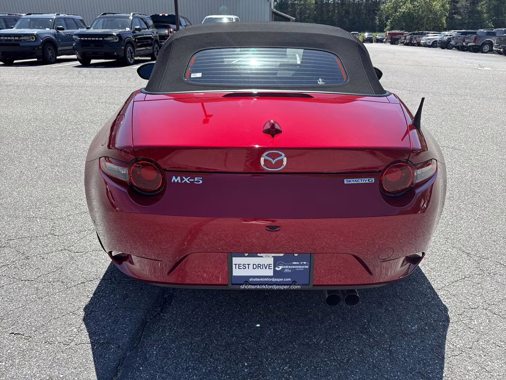 2022 Soul Red Crystal Metallic Mazda MX-5 Miata Grand Touring RWD Convertible