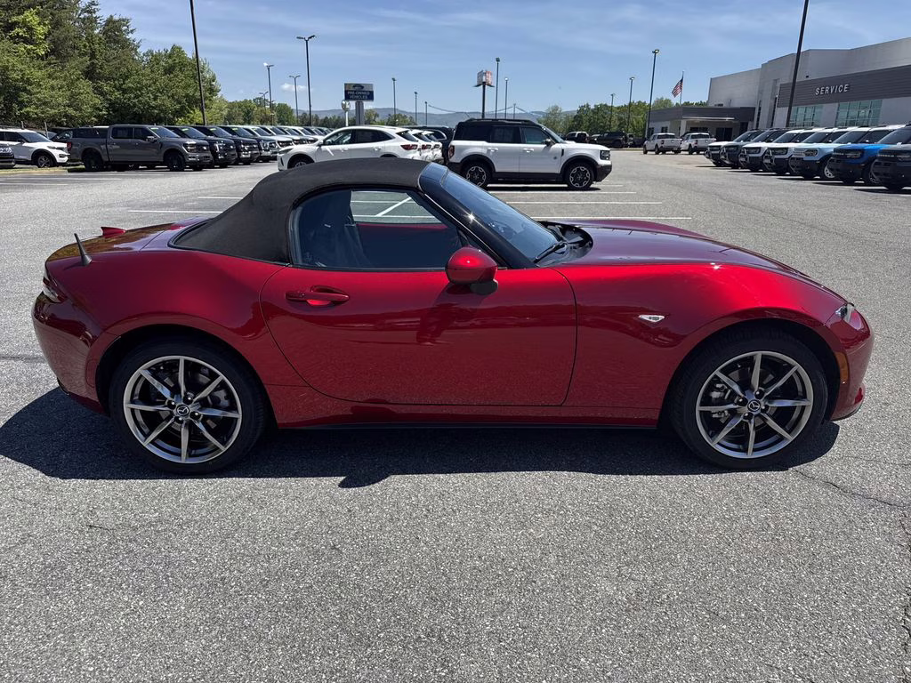 2022 Soul Red Crystal Metallic Mazda MX-5 Miata Grand Touring RWD Convertible