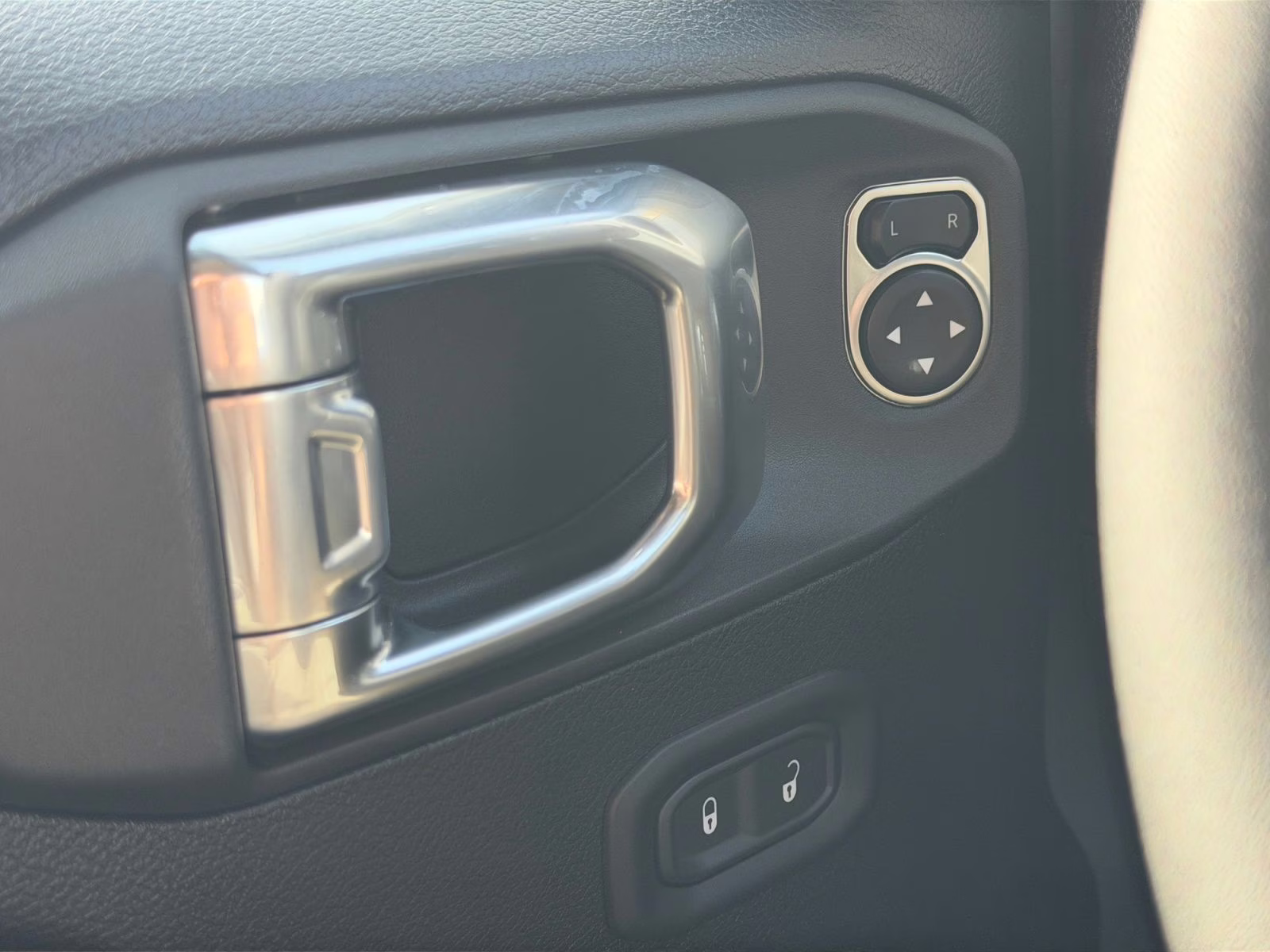 2026 Anvil Clear Coat Jeep Wrangler Sport S 4X4 SUV