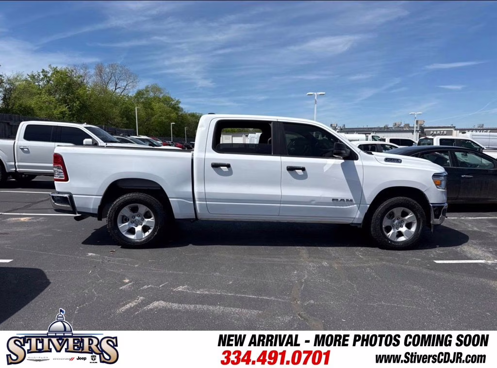 2023 Bright White Clearcoat Ram 1500 Big Horn/Lone Star 4X4 Truck