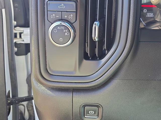 2024 Summit White GMC Sierra 2500HD Pro RWD Truck