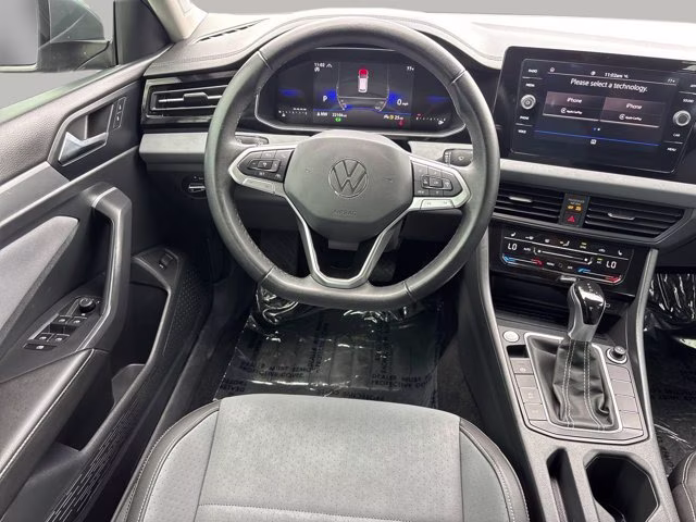 2025 Silver Volkswagen Jetta 1.5T SE FWD Sedan