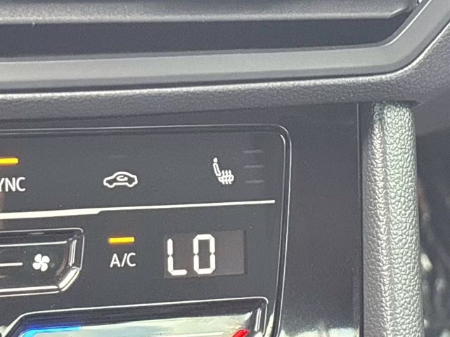 2025 Silver Volkswagen Jetta 1.5T SE FWD Sedan