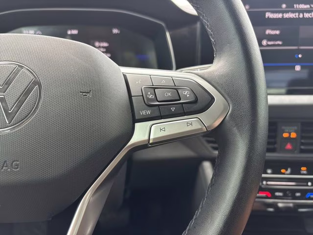 2025 Silver Volkswagen Jetta 1.5T SE FWD Sedan