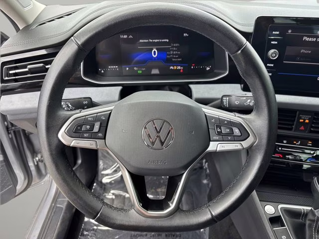 2025 Silver Volkswagen Jetta 1.5T SE FWD Sedan