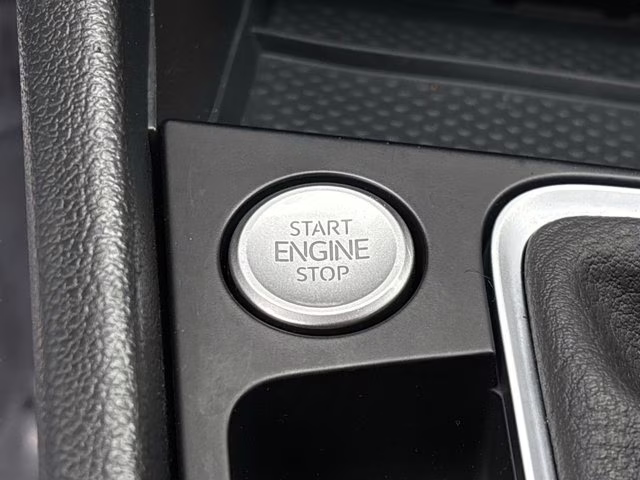 2025 Silver Volkswagen Jetta 1.5T SE FWD Sedan