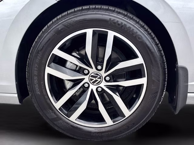 2025 Silver Volkswagen Jetta 1.5T SE FWD Sedan