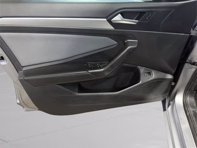2025 Silver Volkswagen Jetta 1.5T SE FWD Sedan
