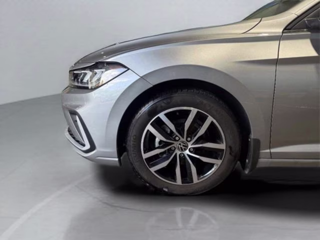 2025 Silver Volkswagen Jetta 1.5T SE FWD Sedan