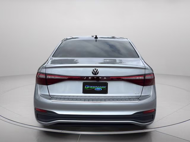 2025 Silver Volkswagen Jetta 1.5T SE FWD Sedan