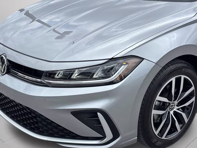 2025 Silver Volkswagen Jetta 1.5T SE FWD Sedan