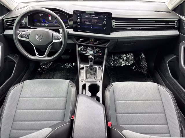 2025 Silver Volkswagen Jetta SE FWD Sedan