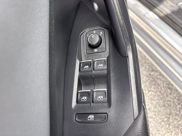 2025 Silver Volkswagen Jetta SE FWD Sedan