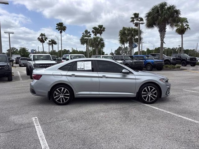 2025 Silver Volkswagen Jetta SE FWD Sedan