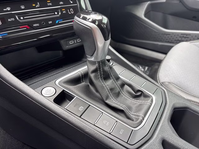 2025 Silver Volkswagen Jetta SE FWD Sedan
