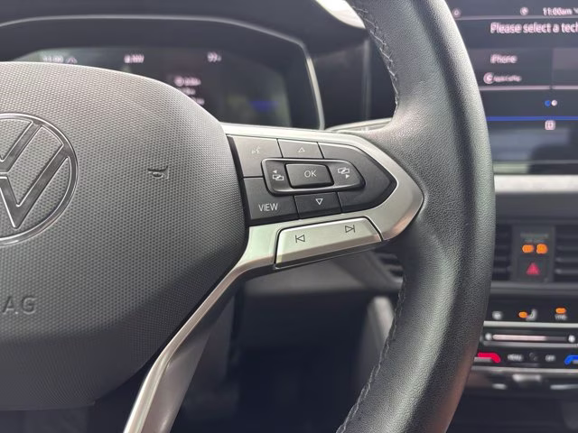 2025 Silver Volkswagen Jetta SE FWD Sedan
