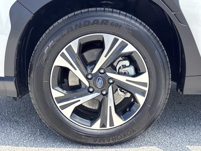 2024 Crystal White Pearl Subaru Crosstrek Premium AWD SUV
