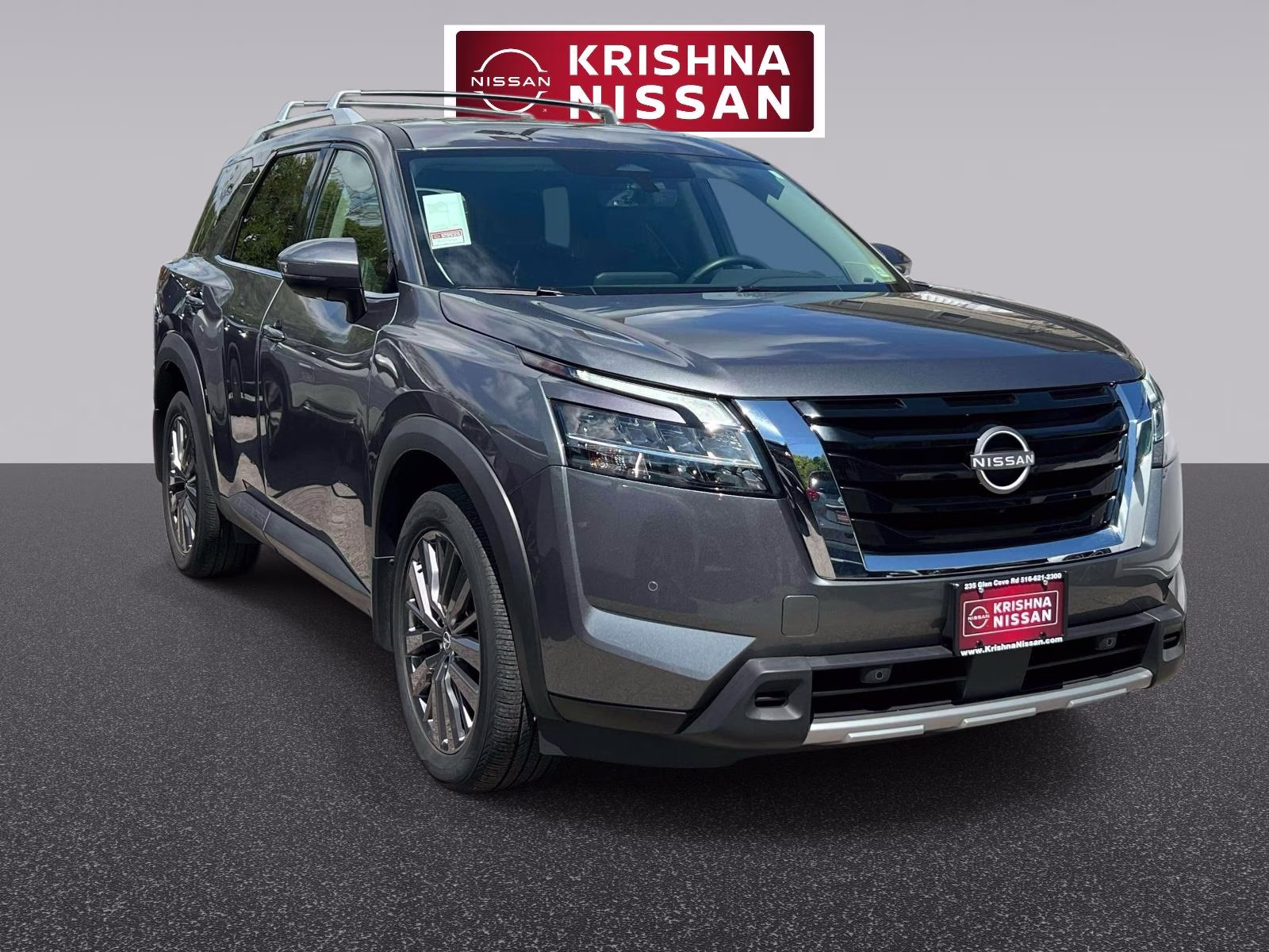 2024 Gray Nissan Pathfinder SL 4WD 4X4 SUV