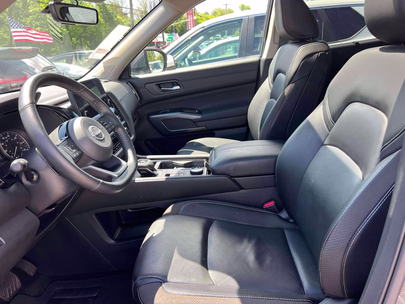 2024 Gray Nissan Pathfinder SL 4WD 4X4 SUV