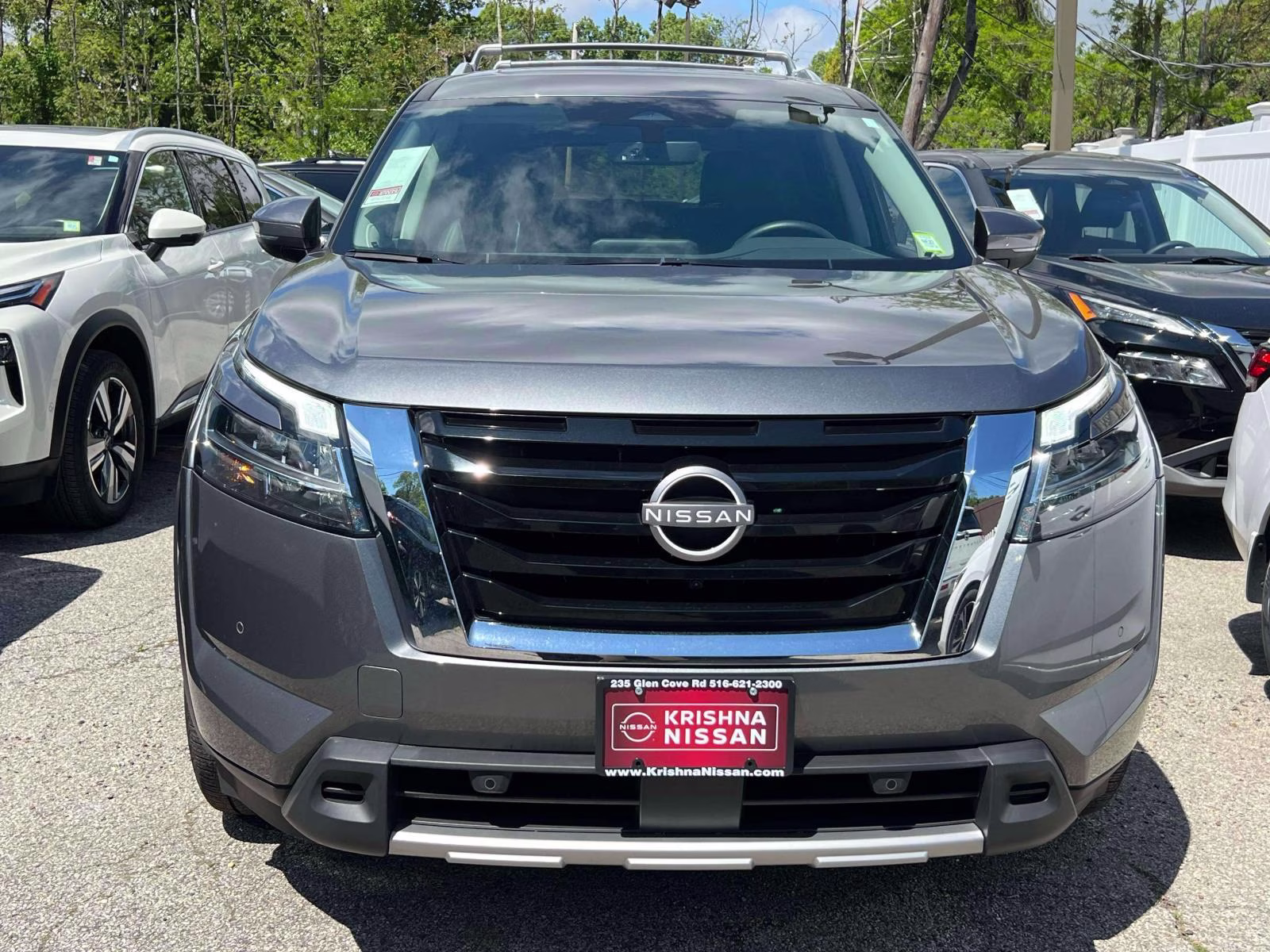 2024 Gray Nissan Pathfinder SL 4WD 4X4 SUV