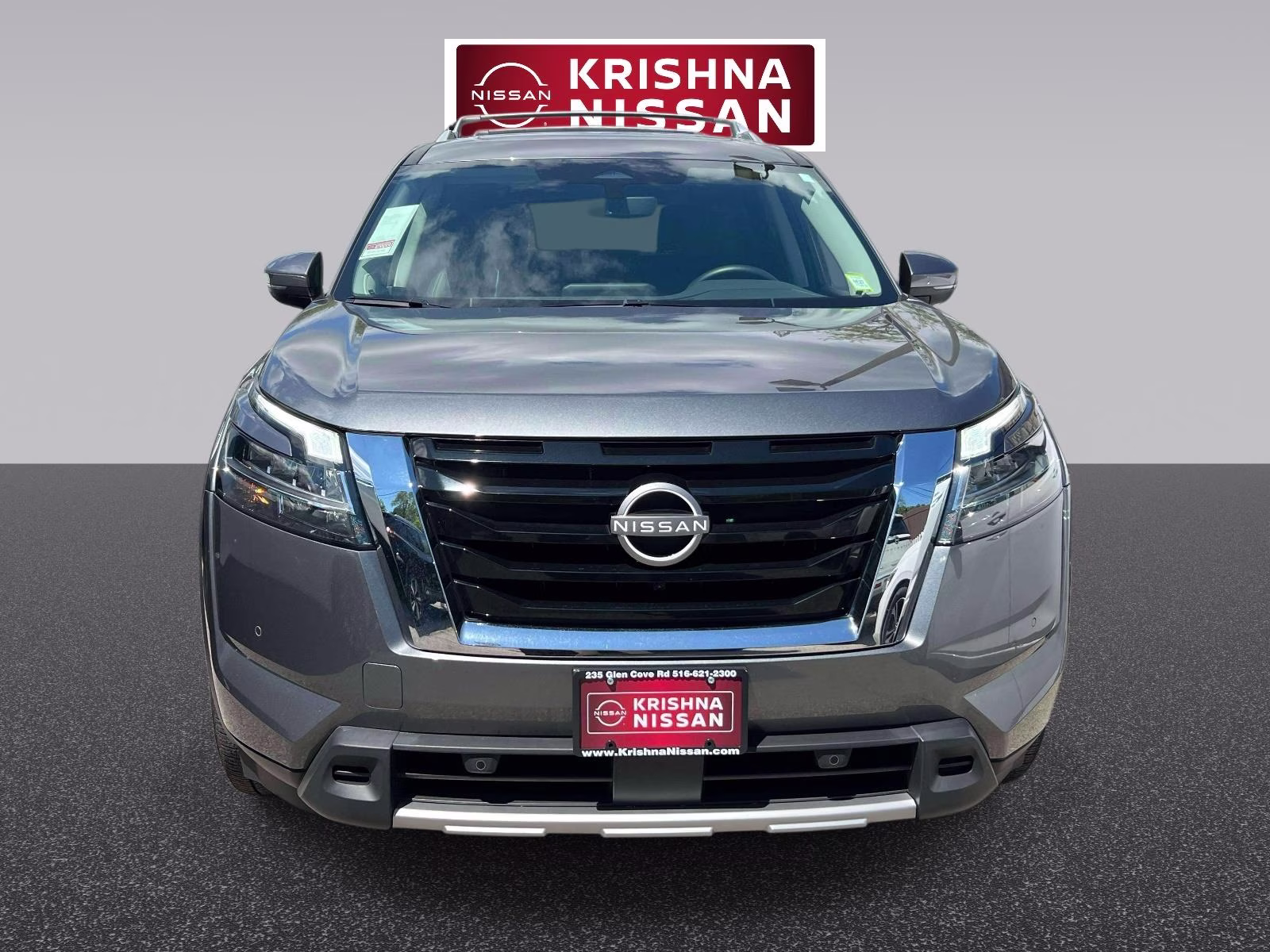2024 Gray Nissan Pathfinder SL 4WD 4X4 SUV