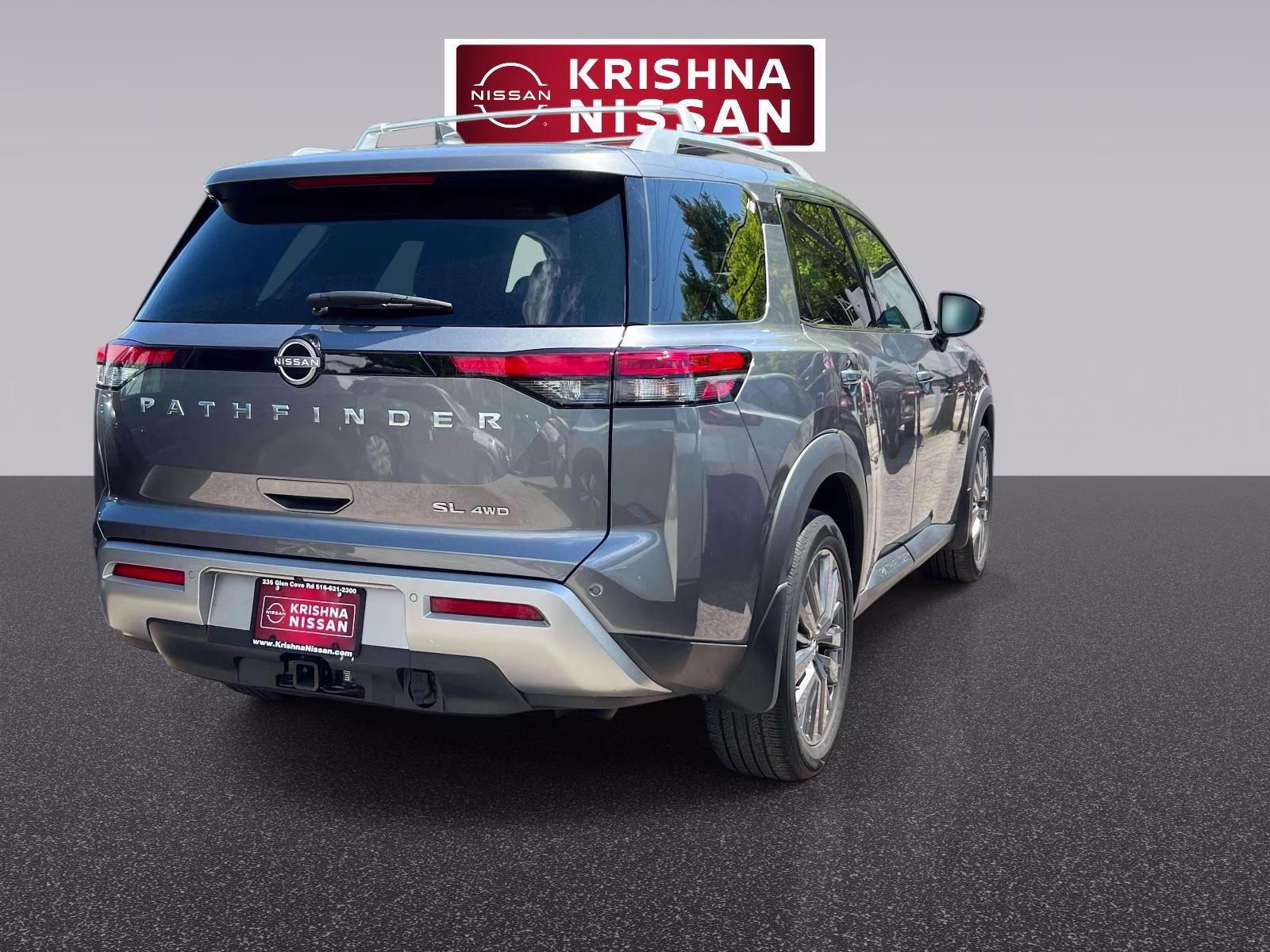 2024 Gray Nissan Pathfinder SL 4WD 4X4 SUV
