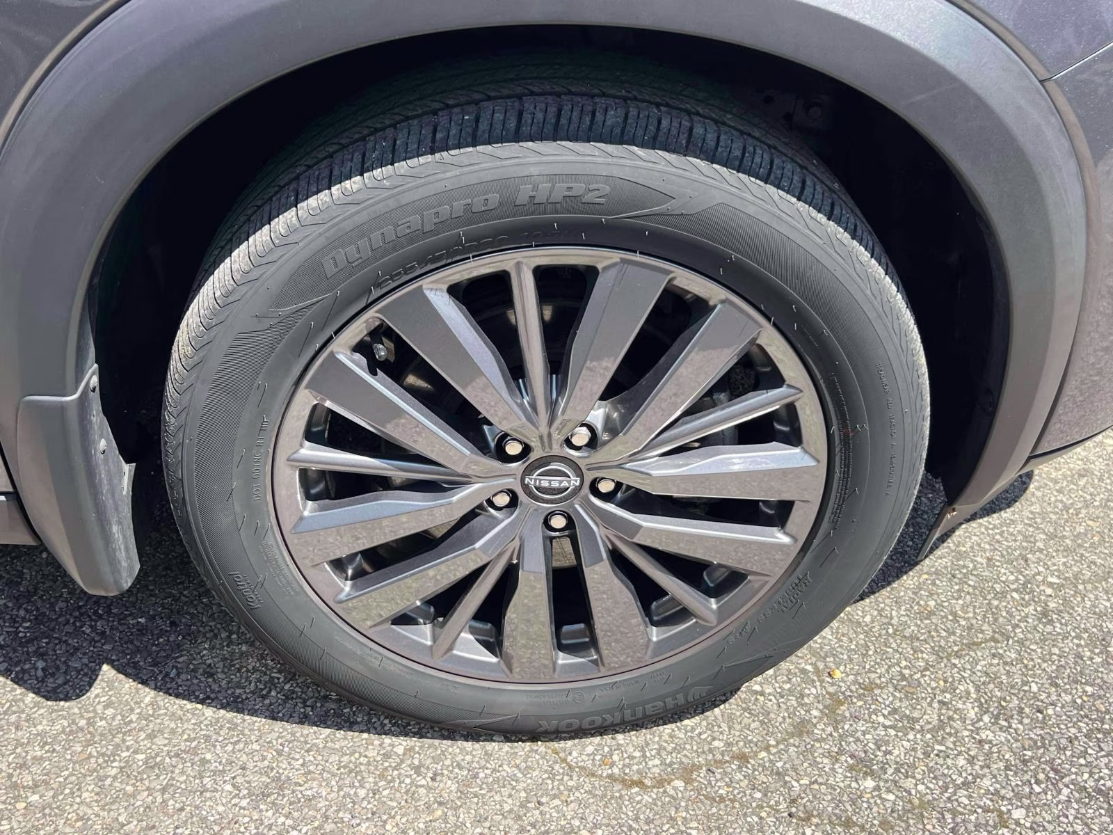 2024 Gray Nissan Pathfinder SL 4WD 4X4 SUV