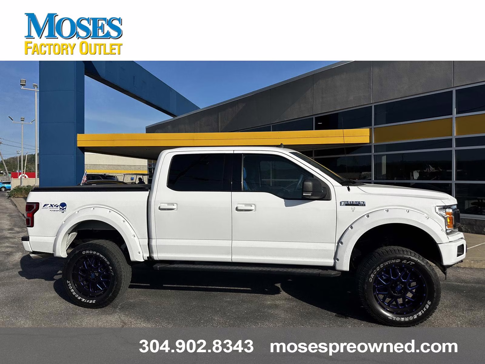 2019 Oxford White Ford F-150 XLT 4X4 Truck