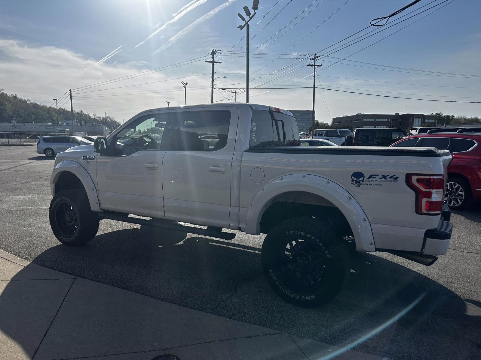 2019 Oxford White Ford F-150 XLT 4X4 Truck