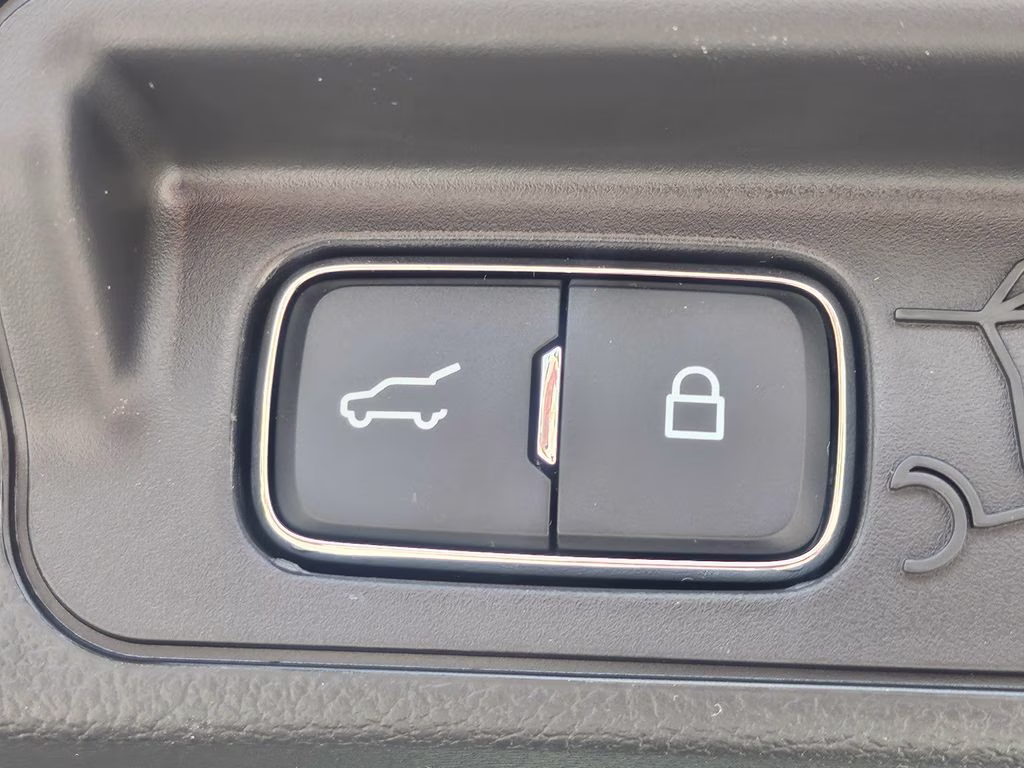 2026 Agate Black Metallic Ford Explorer Tremor 4X4 SUV