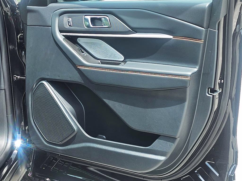 2026 Agate Black Metallic Ford Explorer Tremor 4X4 SUV
