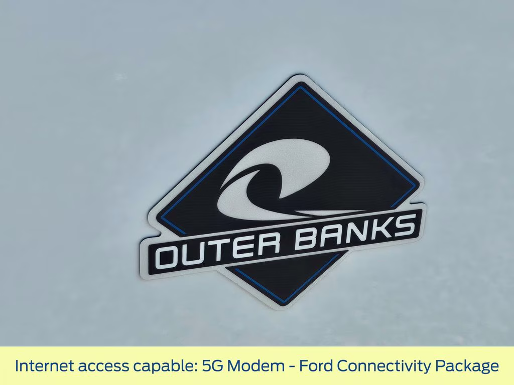 2026 Oxford White Ford Bronco Sport Outer Banks 4X4 SUV