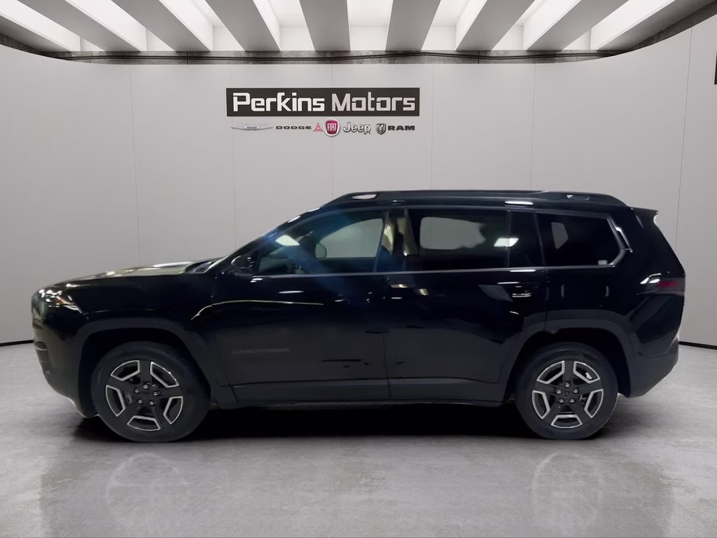 2026 Diamond Black Crystal Pearlcoat Jeep Cherokee Limited 4X4 SUV