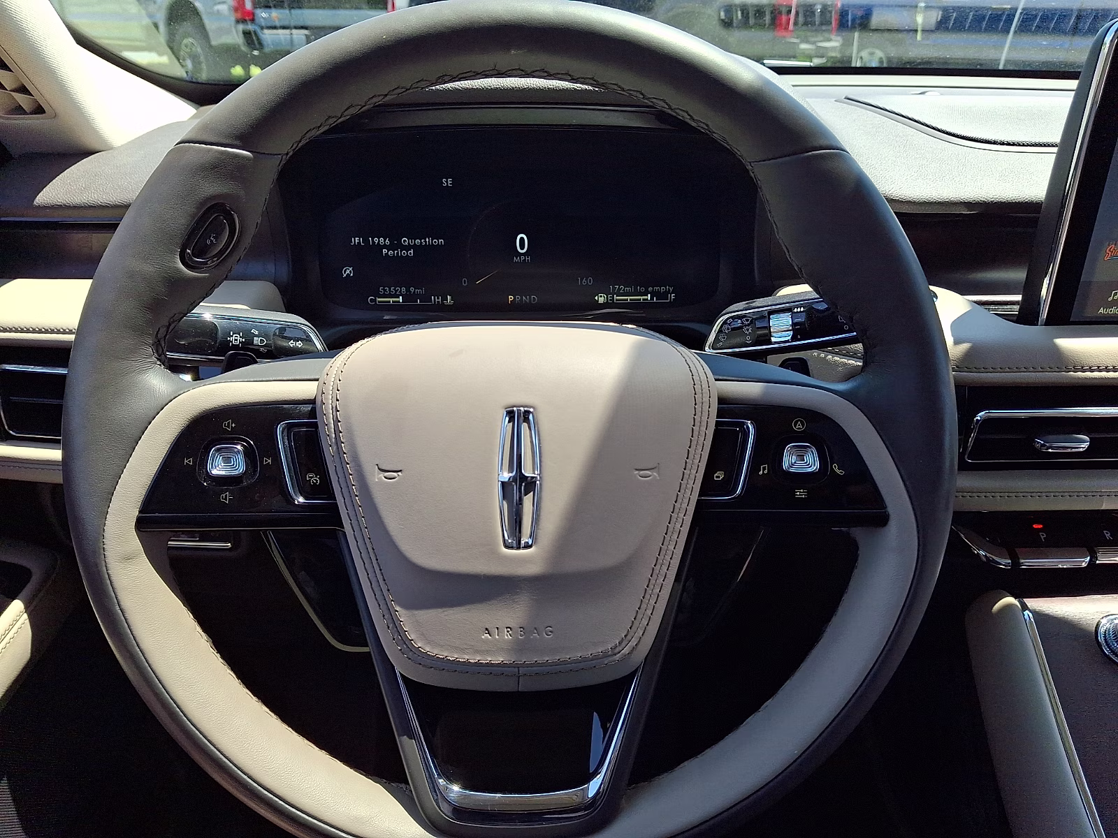2022 Burgundy Velvet Metallic Tinted Clearcoat - R3 Lincoln Aviator Reserve AWD